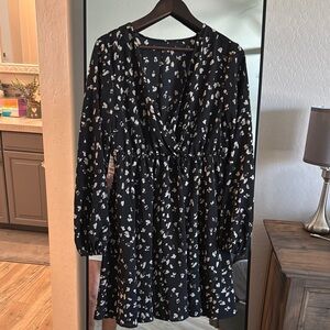 SHEIN White and Blue V-Neck Bishop Sleeve Sundress